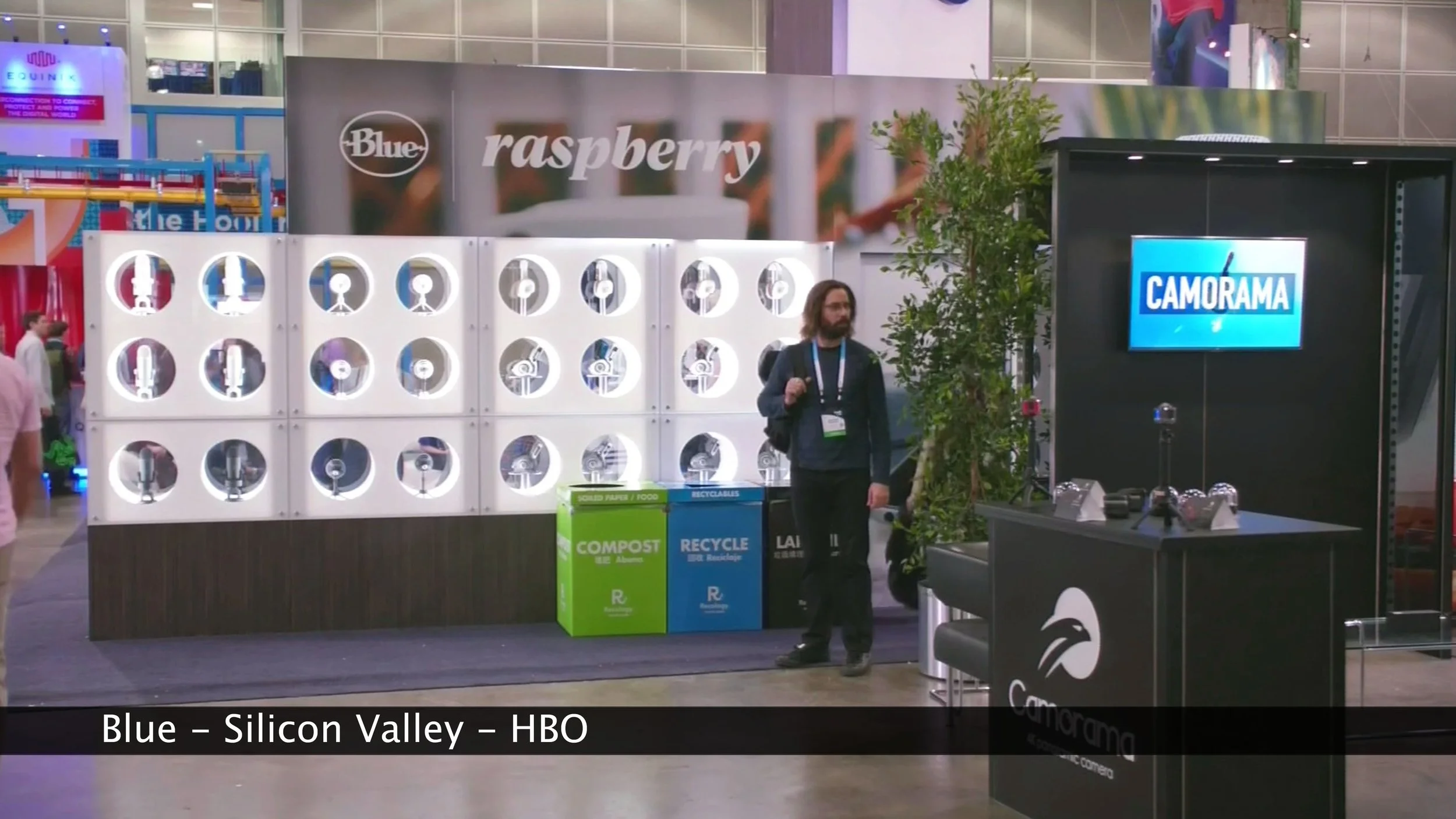 +Blue-microphone - Silicon Valley - Hooli-con409-061817-8.jpg