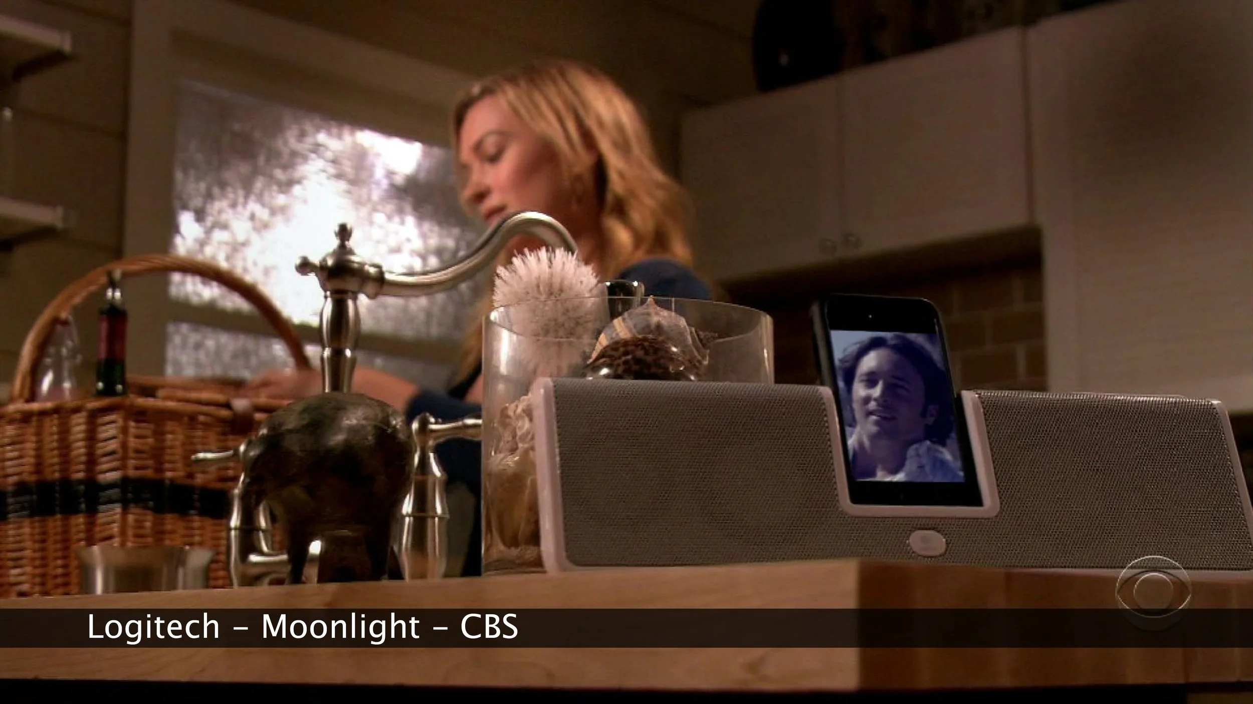 Logitech - Moonlight40811.jpg
