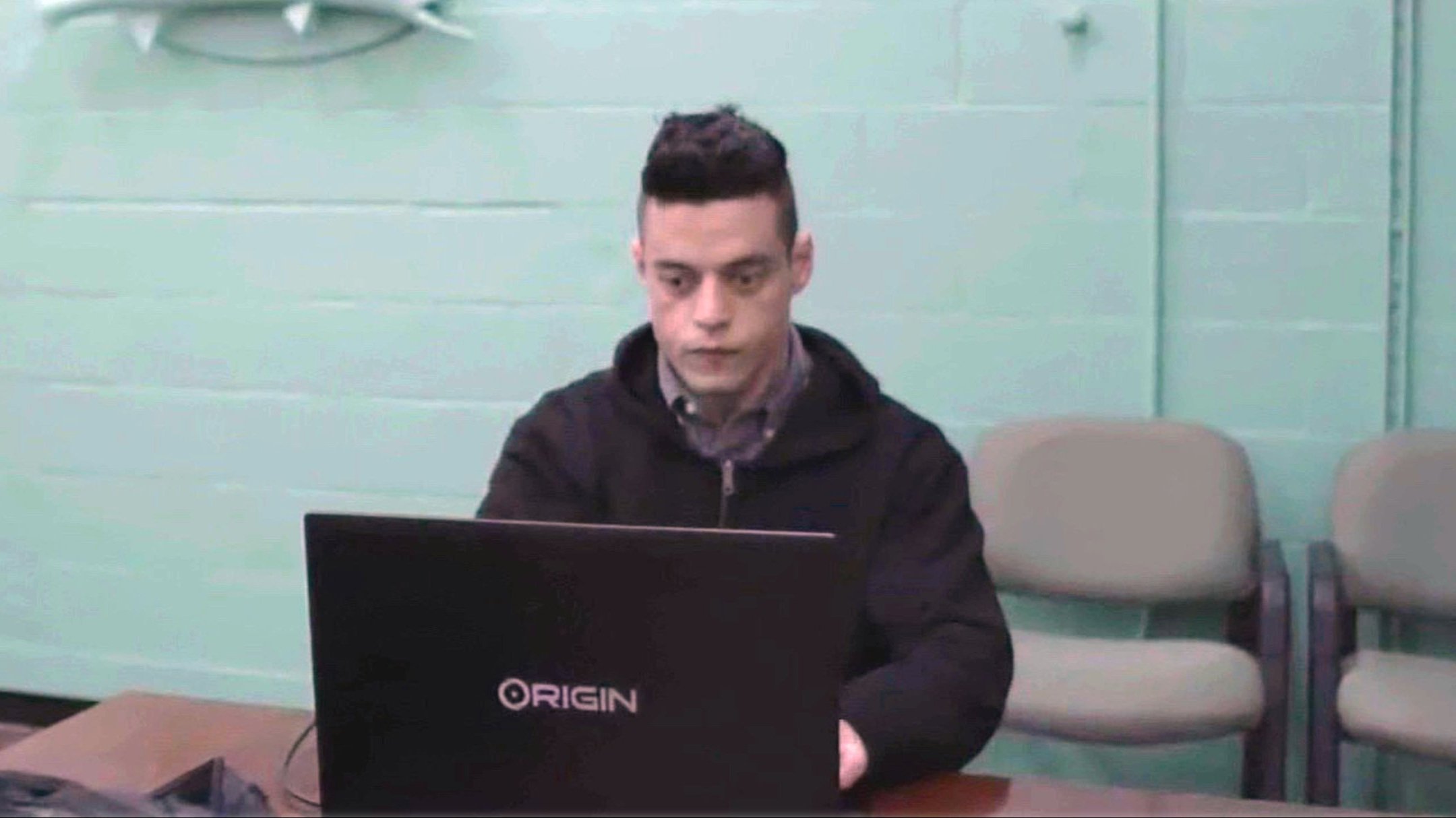 ORIGINPC - PRODUCT PLACEMENT - MR ROBOT - USA