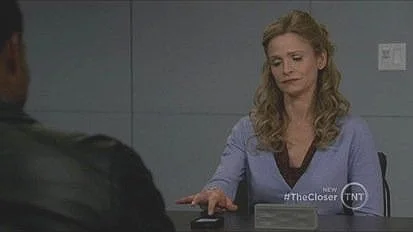 Jambox - Product Placement on TNT's "The Closer"