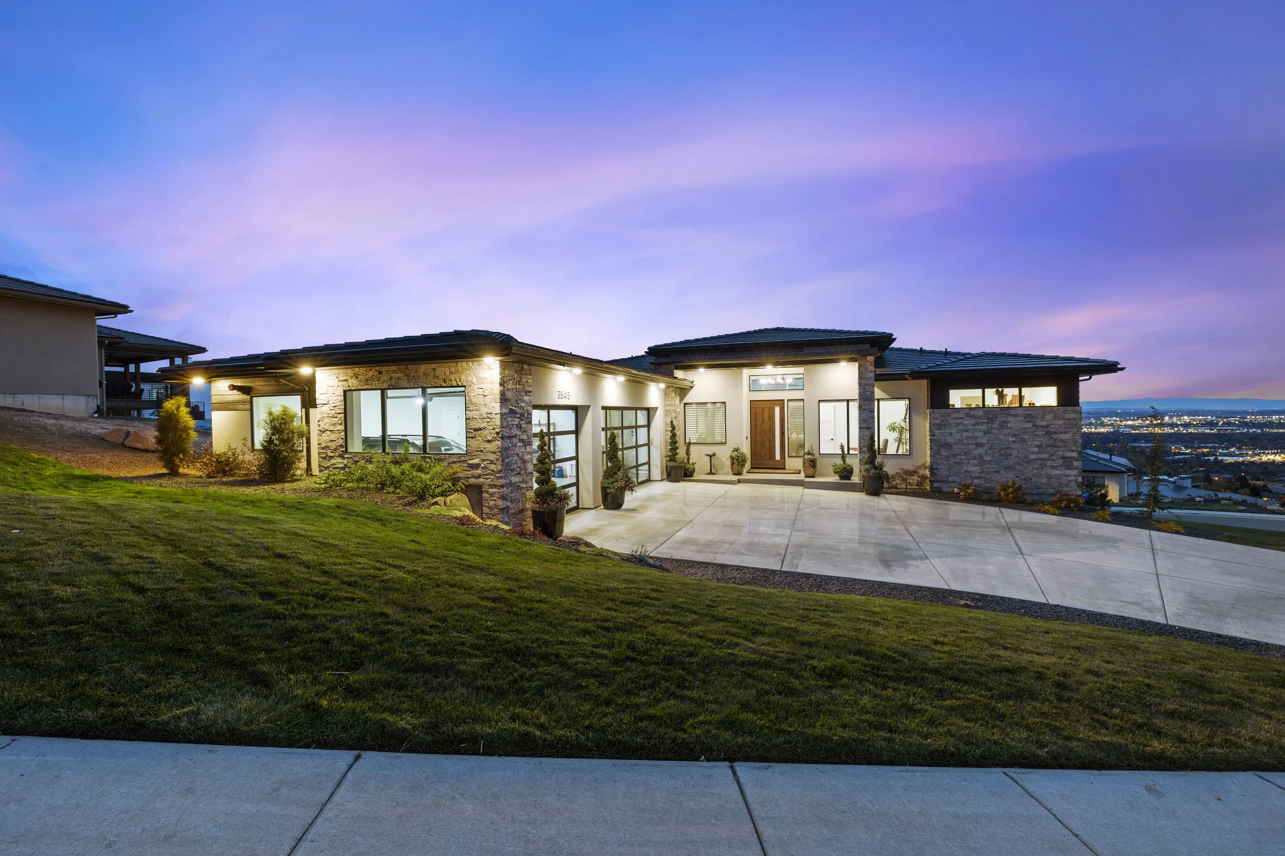 In real estate photography, the importance of lighting 