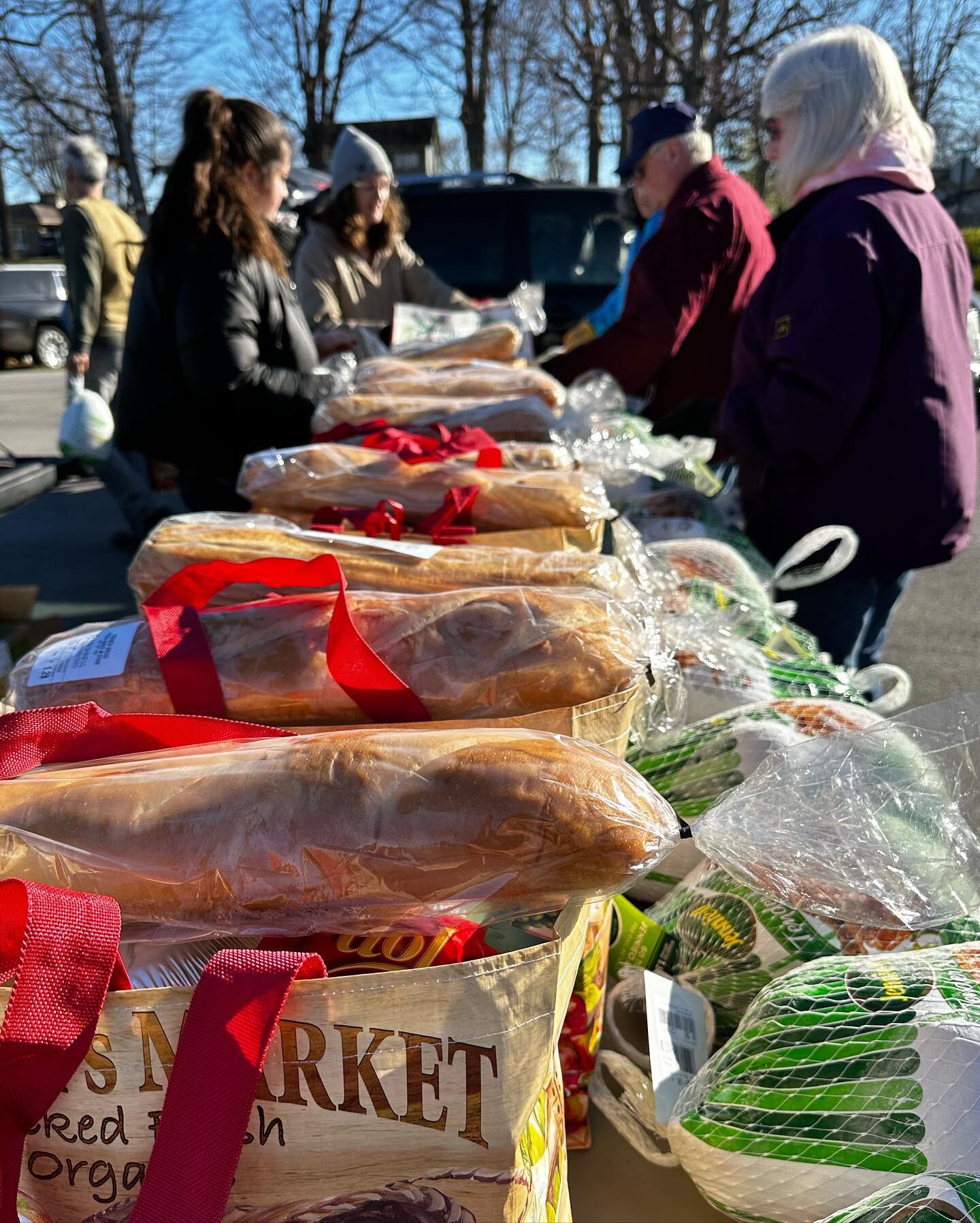 Our 5th(!) annual Thanksgiving #fooddrive last Saturday was our biggest yet, &amp; WHAAAT, the weather was actually nice this time?!? Huge props to the Harris kids, who raised money for 100 Thanksgiving meal bags, which the whole fam put together &am
