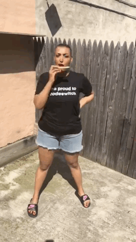 059819C0-B7C2-4E0F-B860-9E8F378A7867.gif