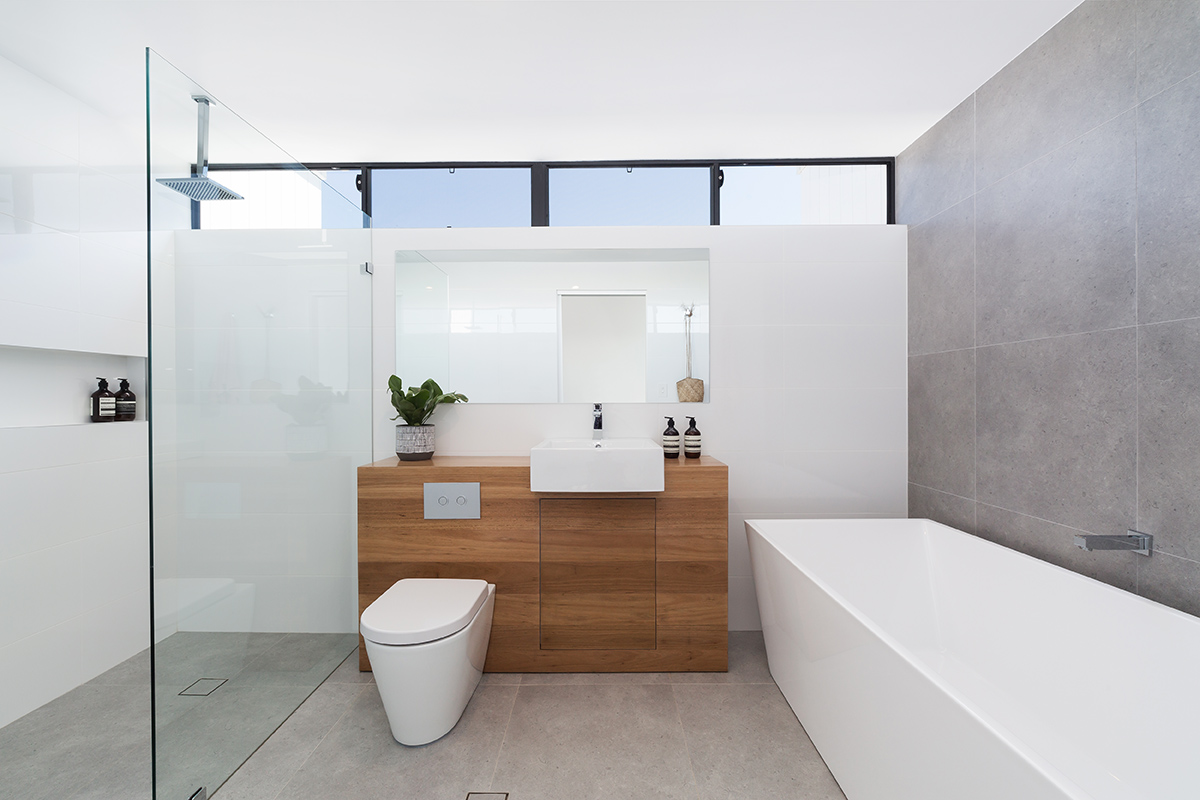 Main Bathroom