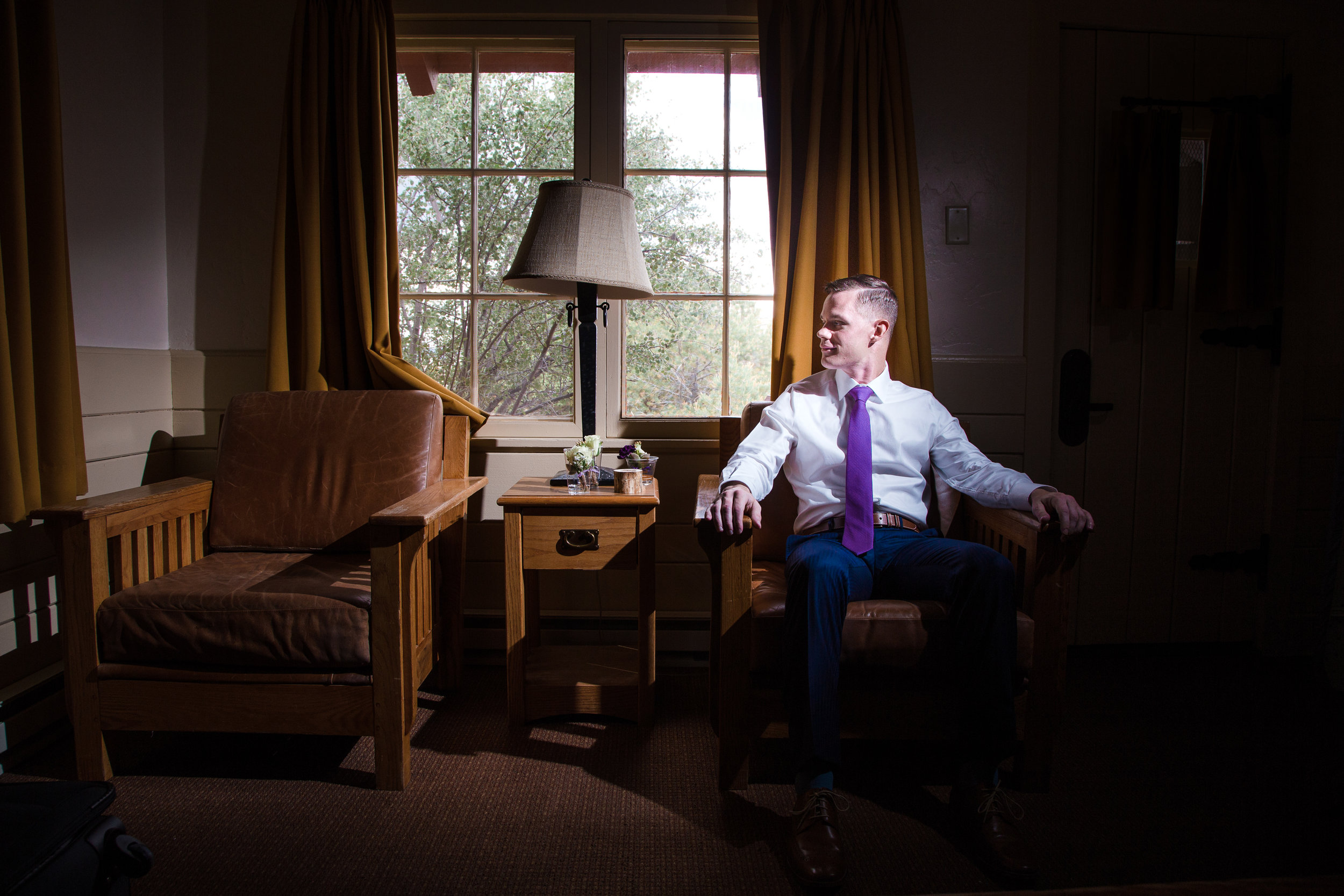 Groom prepares for Grand Canyon wedding