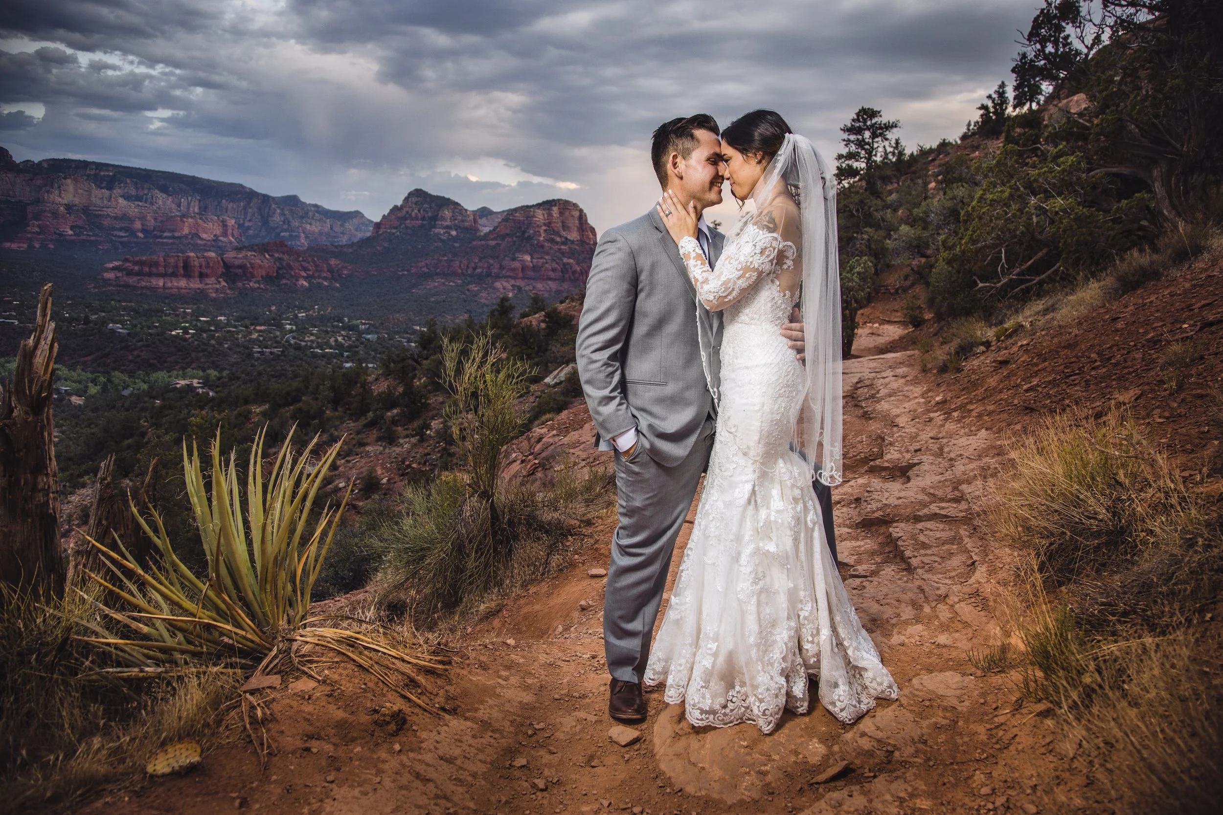 Intimate Sky Ranch Lodge Wedding | Sedona Wedding Photographer