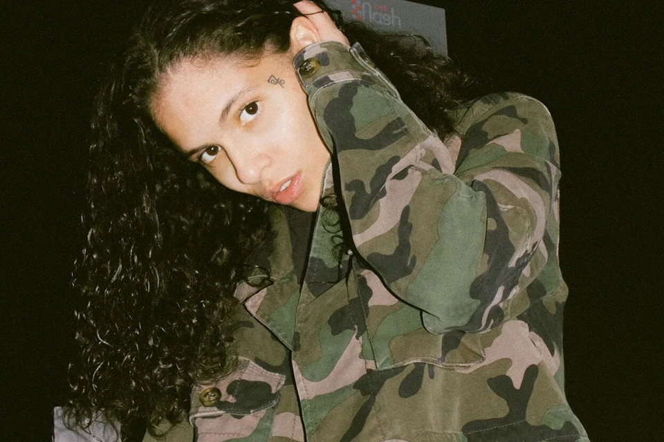 070shake1.jpg