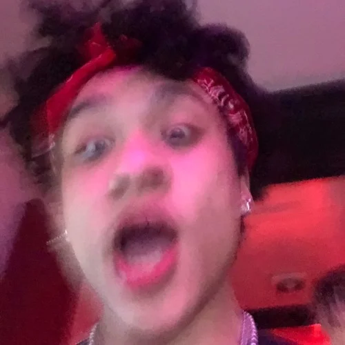 “ MY WORLD/DIFFERENT AURAS ” - Harley Courage 