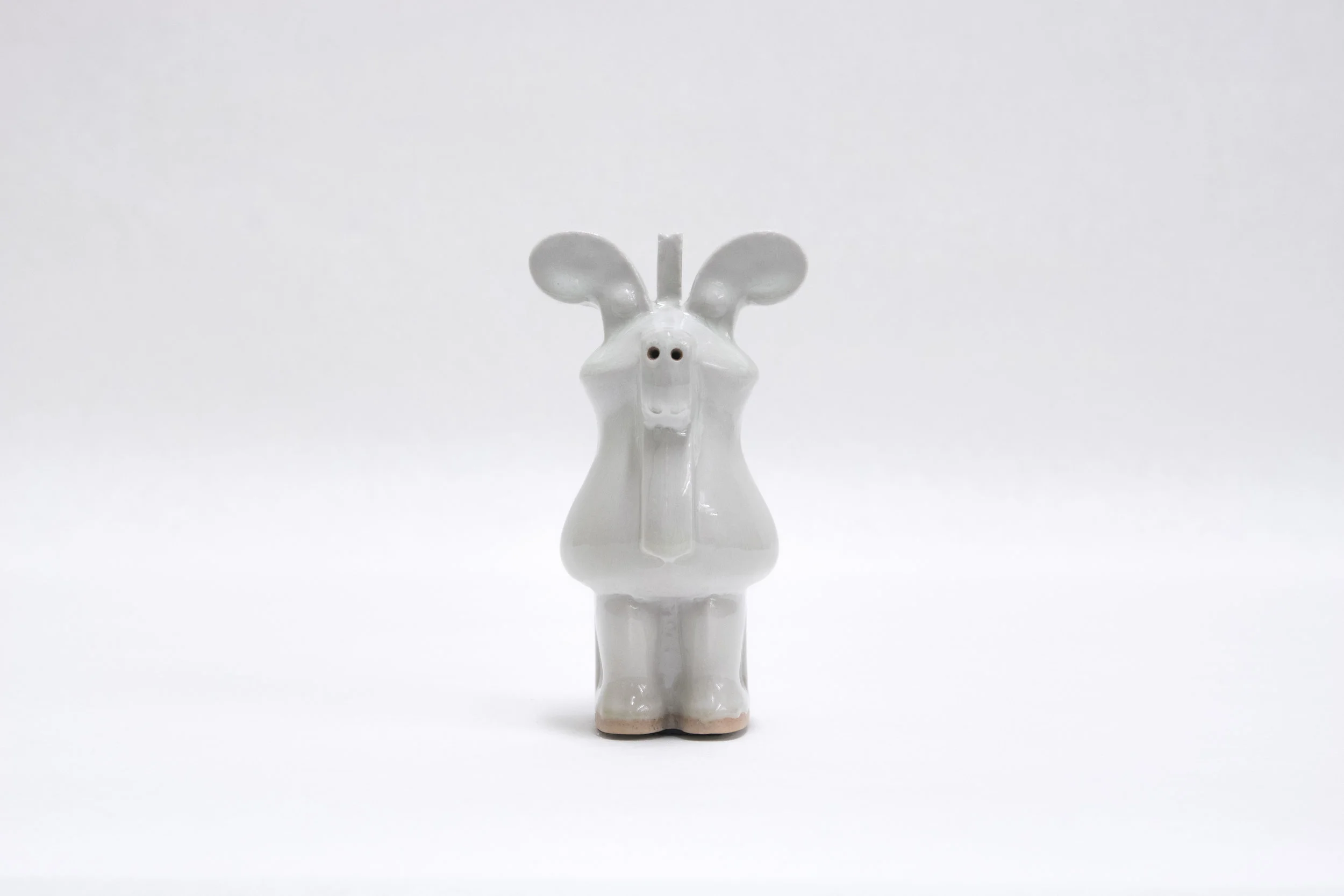 Xinzhou Chen_Salt Shaker_1.jpg