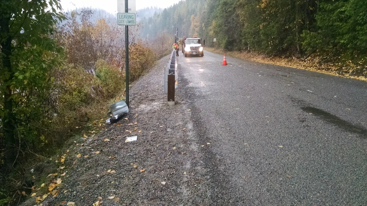 E Canyon Rd Guardrail and Cow Cr 1.jpg