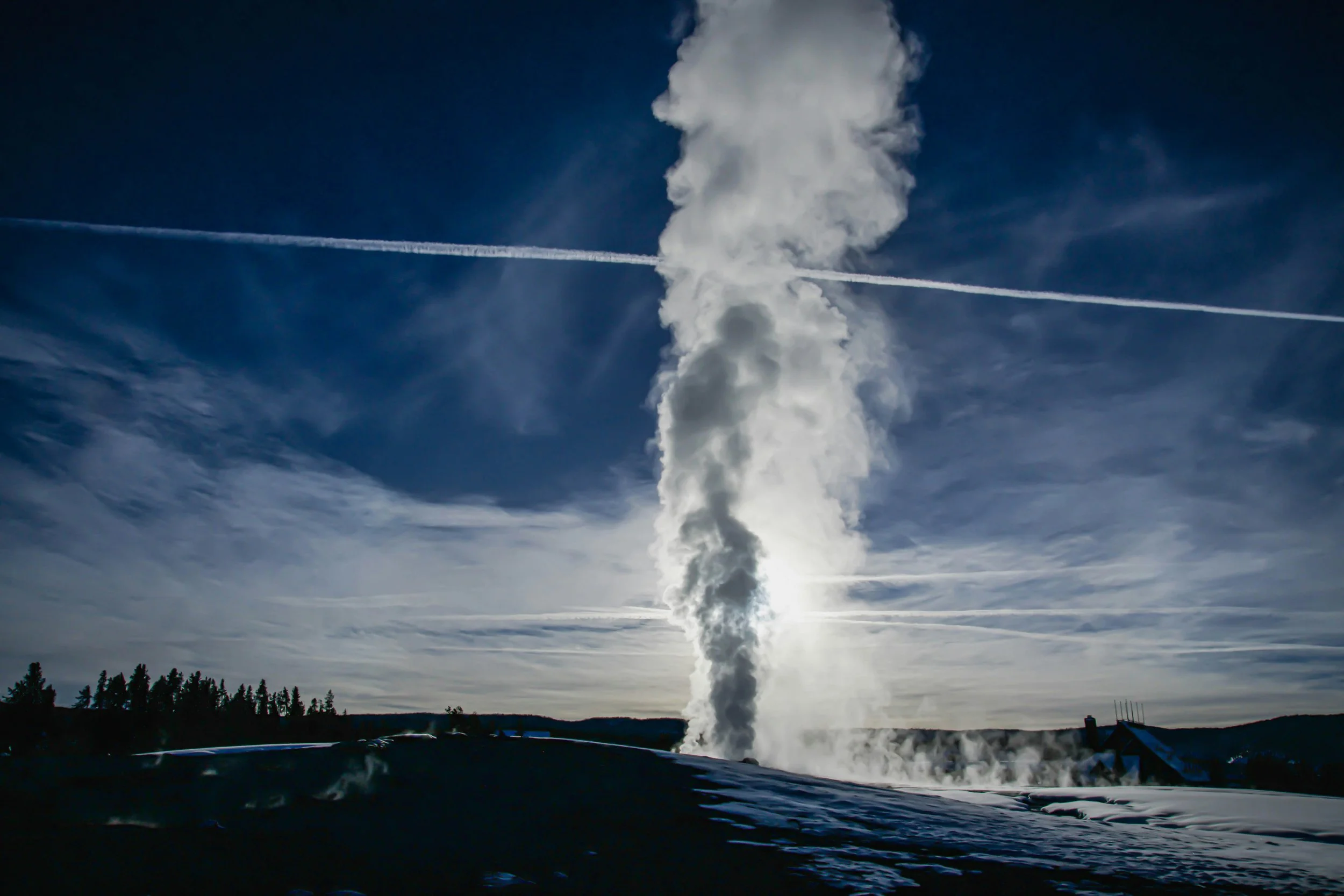Old Faithful Guide: Best Times to Visit and What to Know