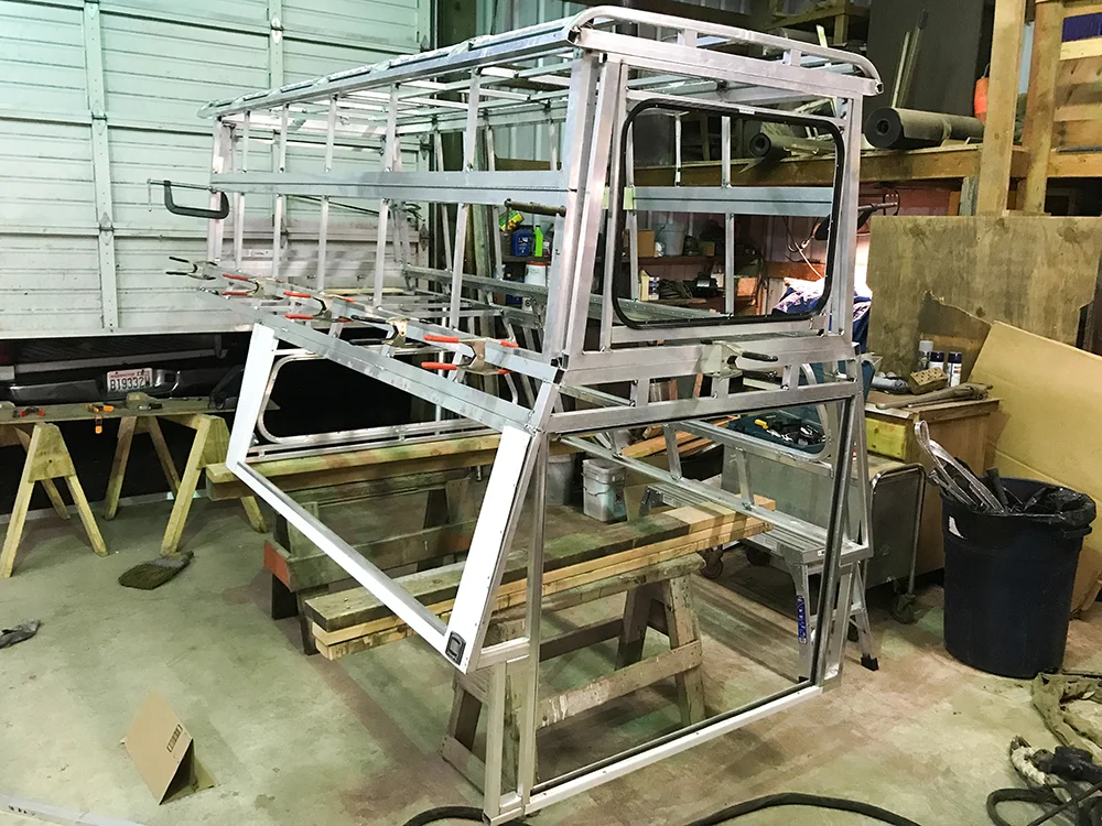 adventuretruck-frame2.jpg
