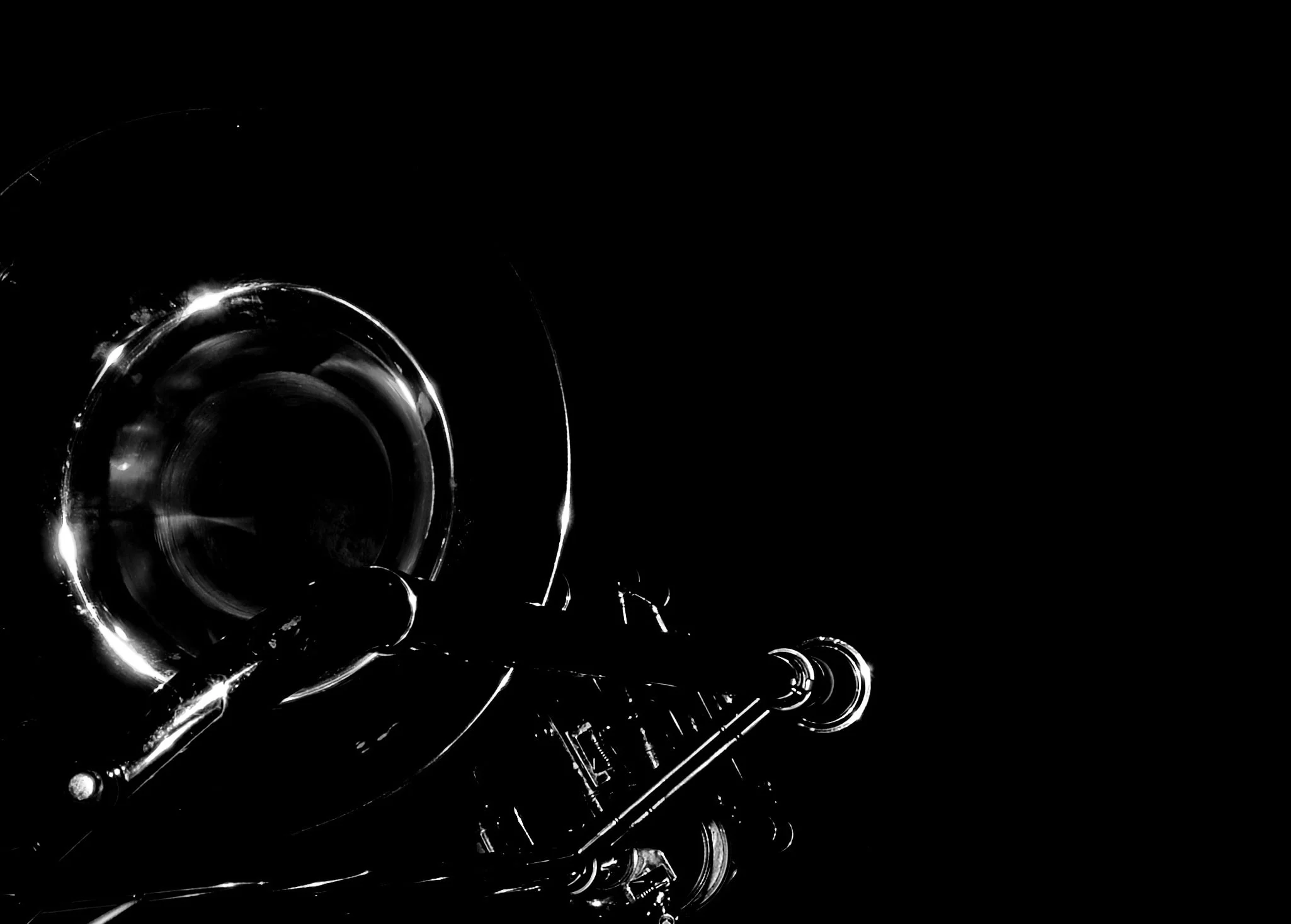 Trombone-edited-4-short-min.jpg