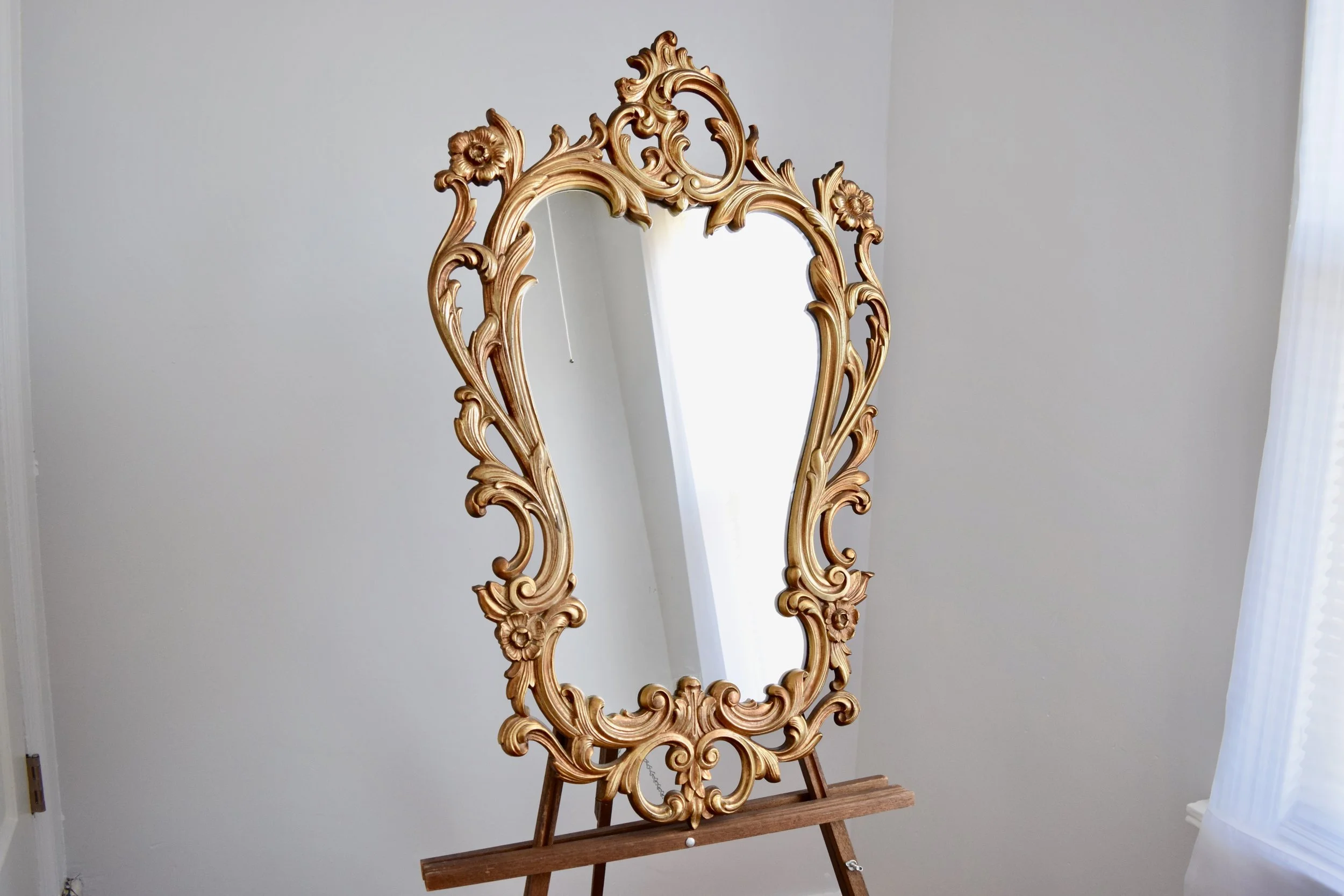 victorian oval mirror for wedding signage for rent.jpeg