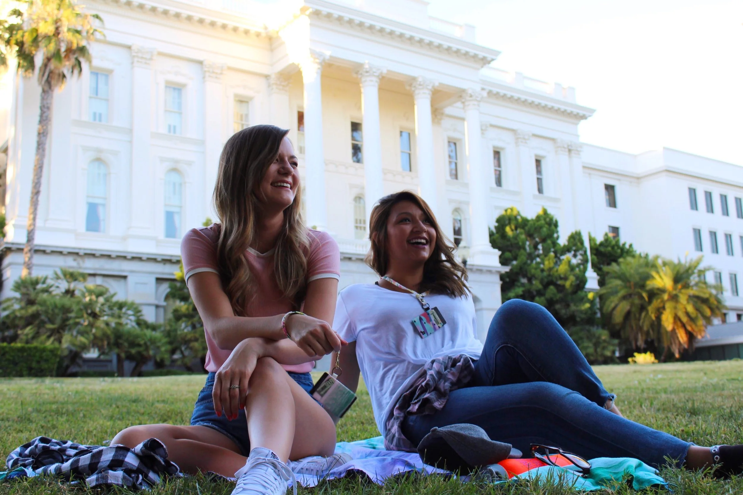California State Capitol Picnic Get Together Featuring Thread Wallets. 