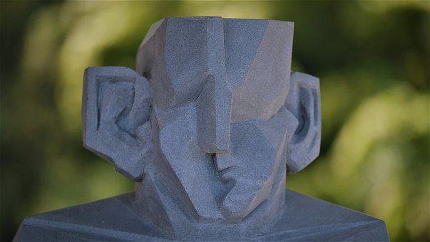 sculpture-6657612__340.jpg