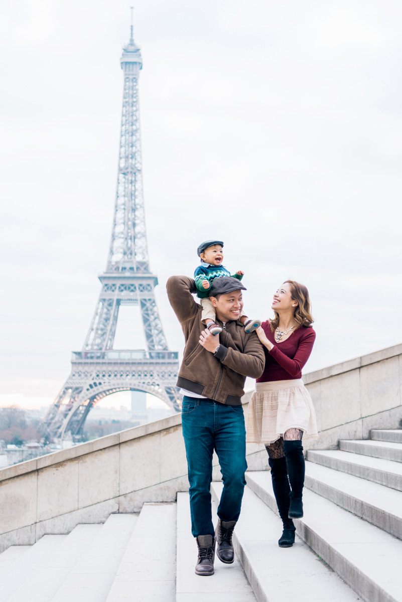 Photographer in Paris - Family - fun with baby near the Eiffel Tower