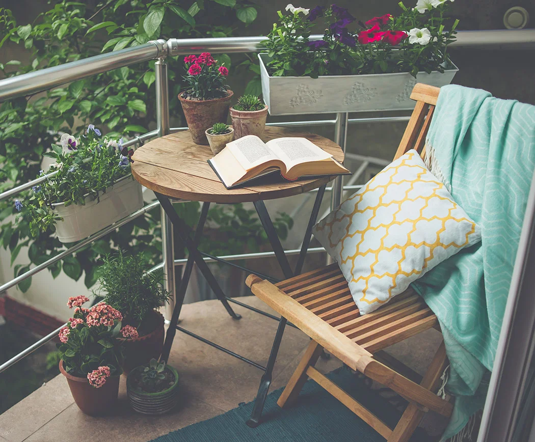 Art & Home | Nature's Embrace