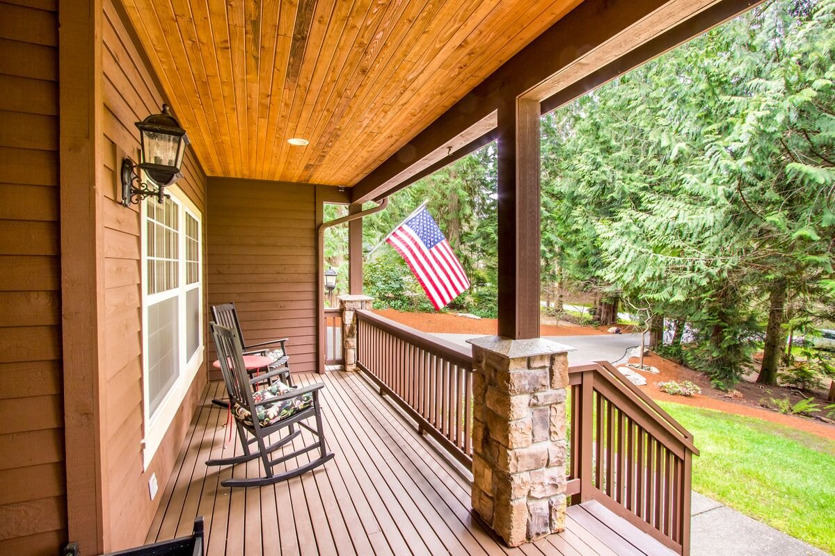  The delightful front porch is perfect for enjoying a lazy afternoon. On the other side of the front door (and featured in the property video) is a sweet old-fashioned porch swing. What could be better than that? 