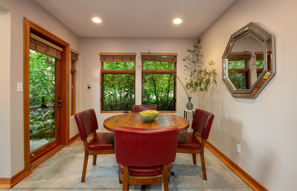 A spacious separate dining room provides plenty of space for everyday dinners or entertaining guests.