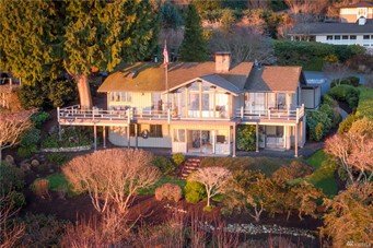 10845 Bill Point Bluff NE, Bainbridge Island | $2,550,000