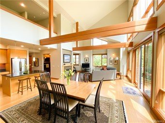 998 NE Vineyard Lane #J301, Bainbridge Island | $998,500