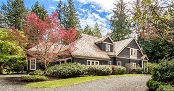 13404 NE Cambridge Crest Way, Bainbridge Island | $1,295,000