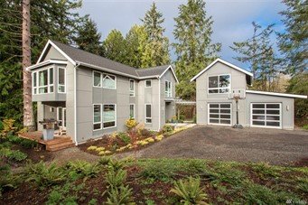 4959 Lynwood Center Road NE, Bainbridge Island | $948,000