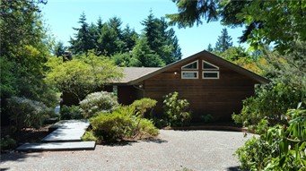 10221 Beach Crest Drive NE, Bainbridge Island | $510,000 | Buyer Represented