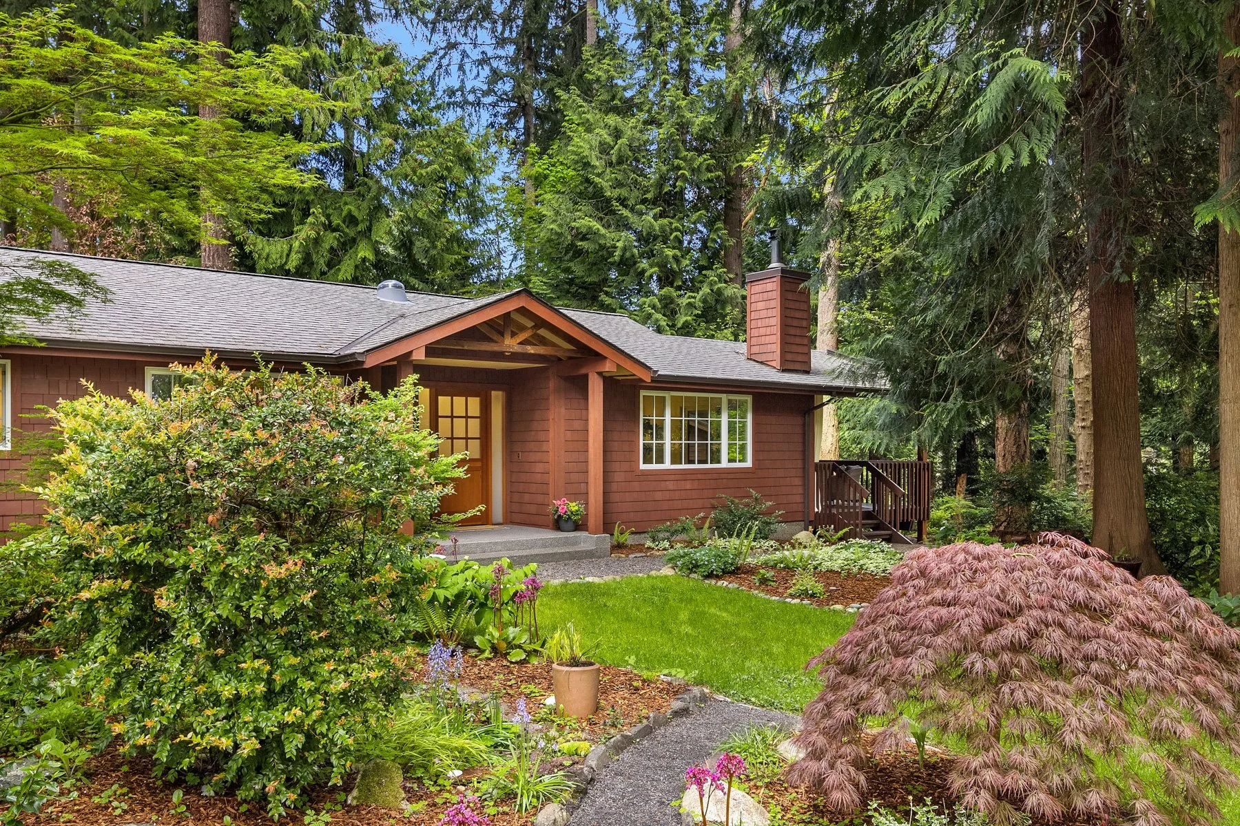9730 Manitou Place NE, Bainbridge Island — Leah Applewhite