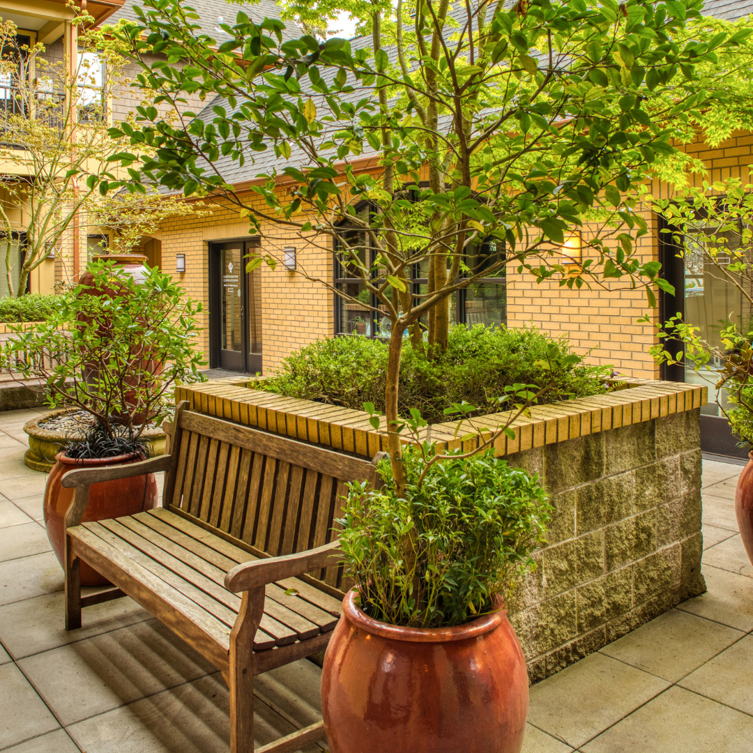 271 Wyatt Way NE #206, Bainbridge Island | $325,000