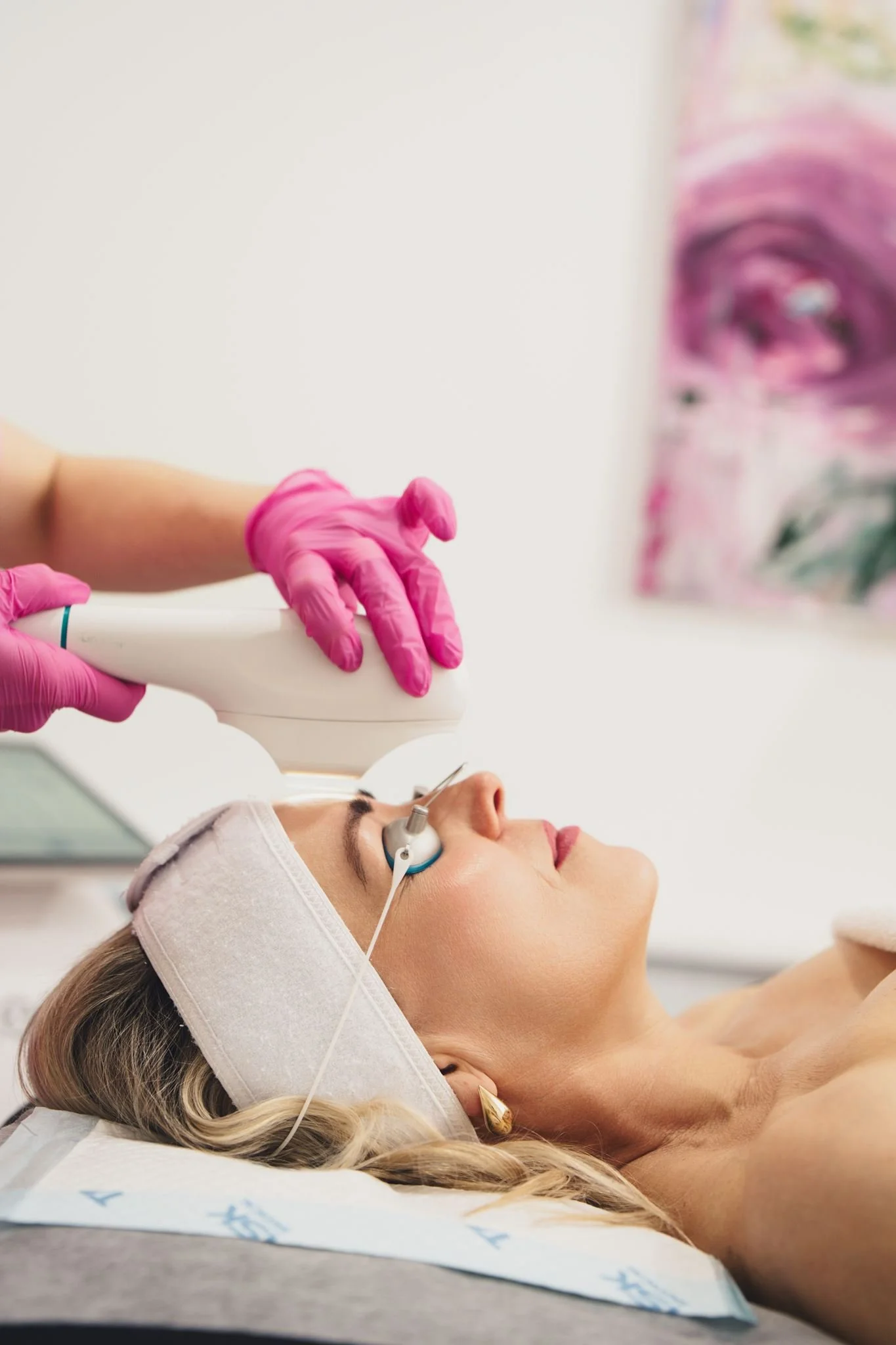 NEW-AGE-SKIN-CARE_MATTBEAVER_DSC08688_FINAL.jpg