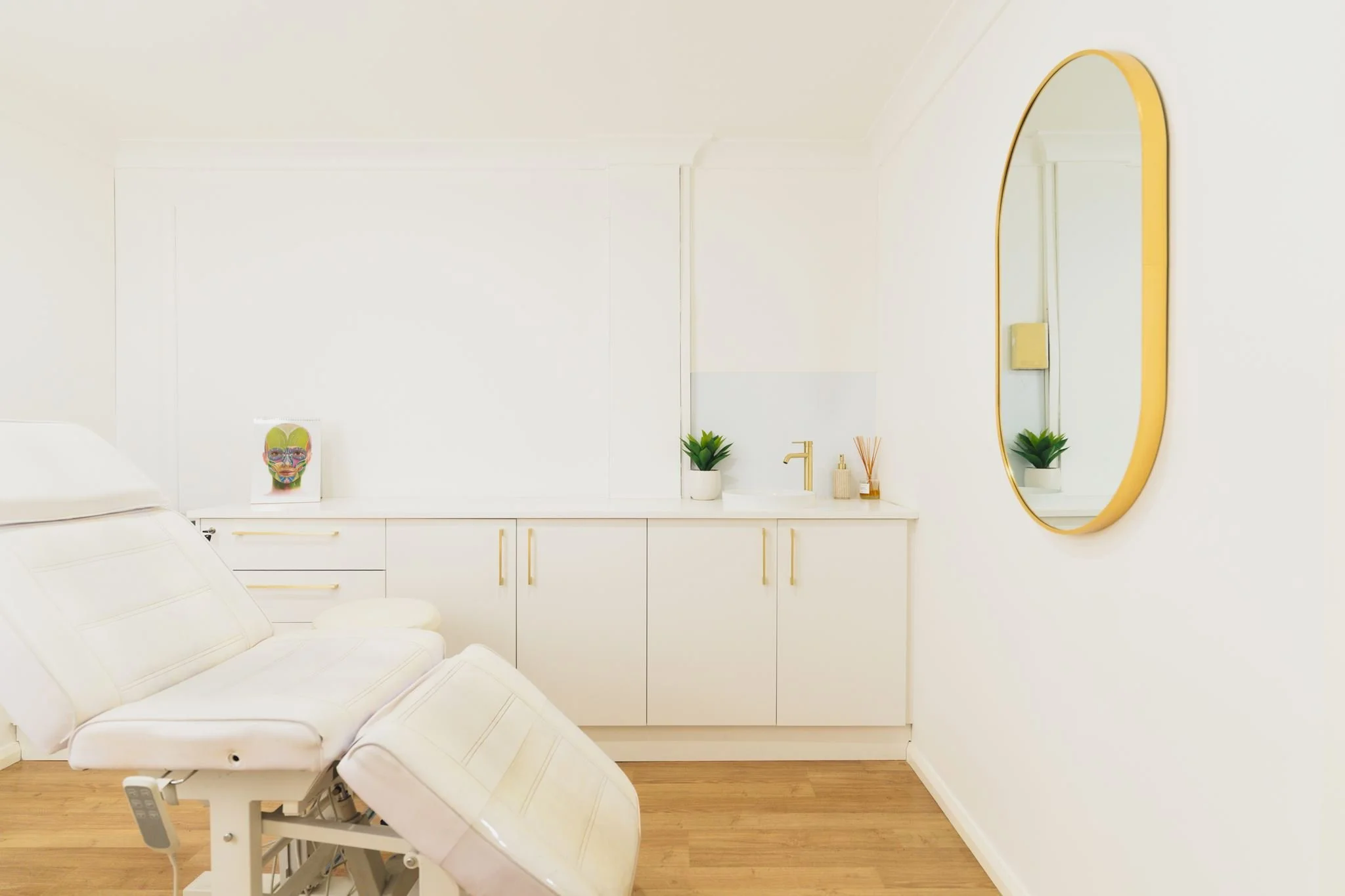 NEW-AGE-SKIN-CARE_MATTBEAVER_DSC09022_FINAL.jpg