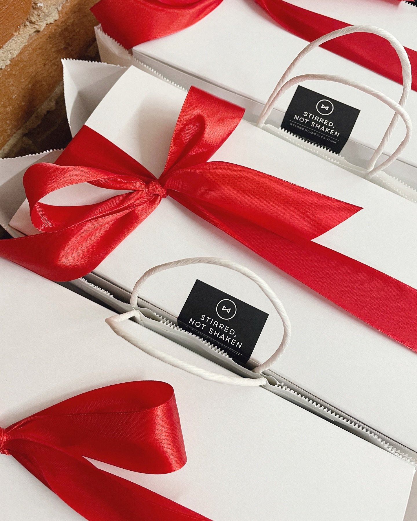 🎁 Last Call 🎁 for Holiday Cookies!

Woodland Hours:
Dec. 23: 9am&ndash;2pm 
Open for walk-ins &amp; pre-orders

Dec. 24: 9&ndash;10am
Open for pre-order pickup only!

Place your pre-order at: sns-holiday.square.site

Thank you for your support of o