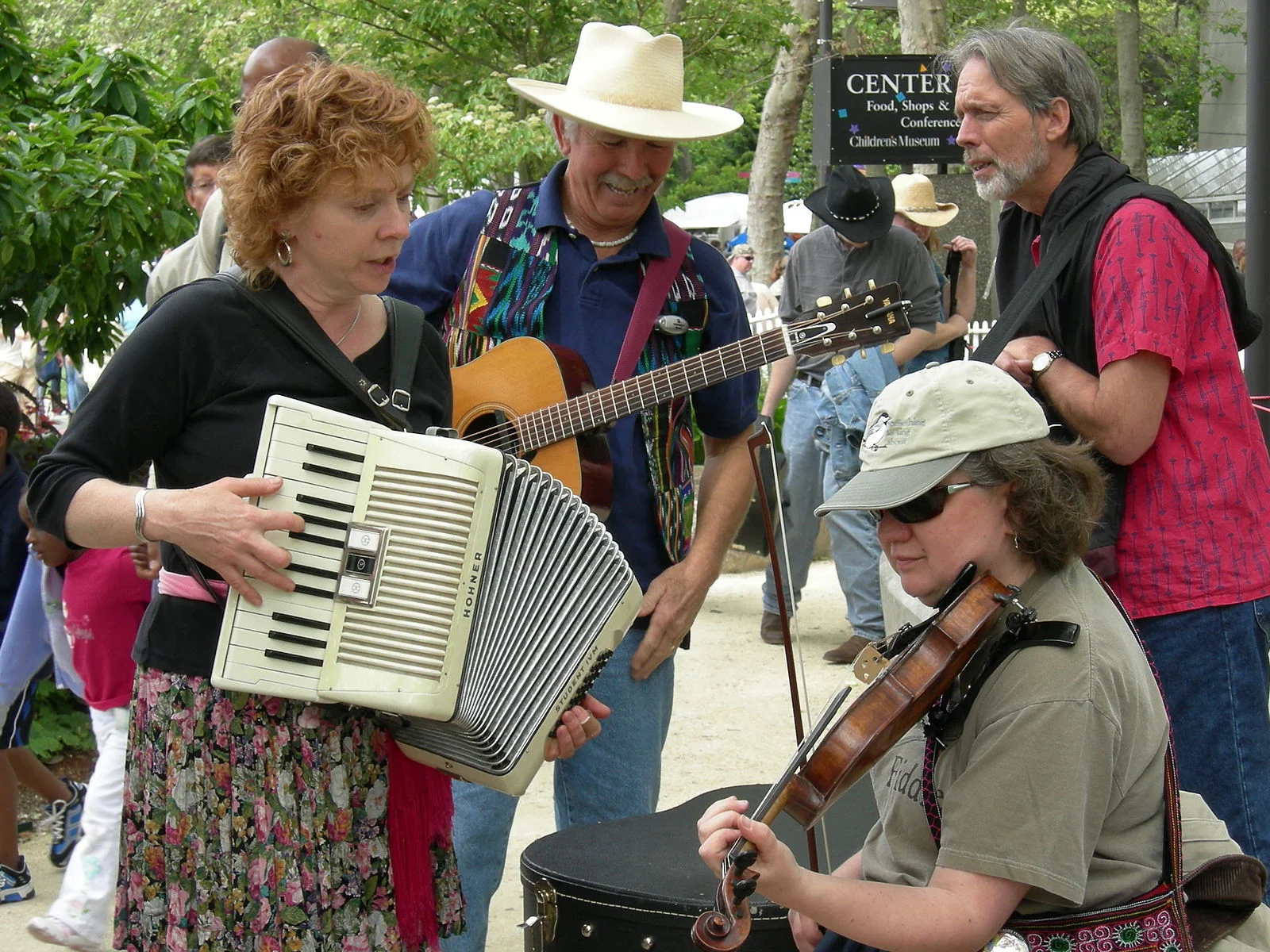 Musicians using the Seattle Center. Image by Joe Mabel, used in terms of a Creative Commons Attribution-Share Alike 4.0 International license.