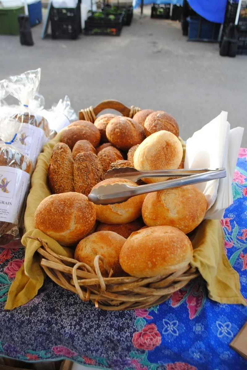 ROGUE VALLEY GROWER'S MARKET - Rise Up! Bakery - What to do in Southern Oregon - Things to do in Medford and Ashland with the Kids