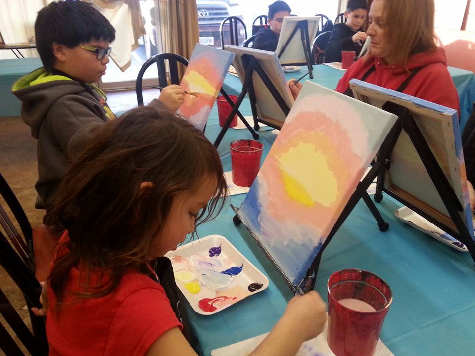 VISIONS OF WONDERLAND - What to do in Southern Oregon - Things to do in Medford - Kids - Painting