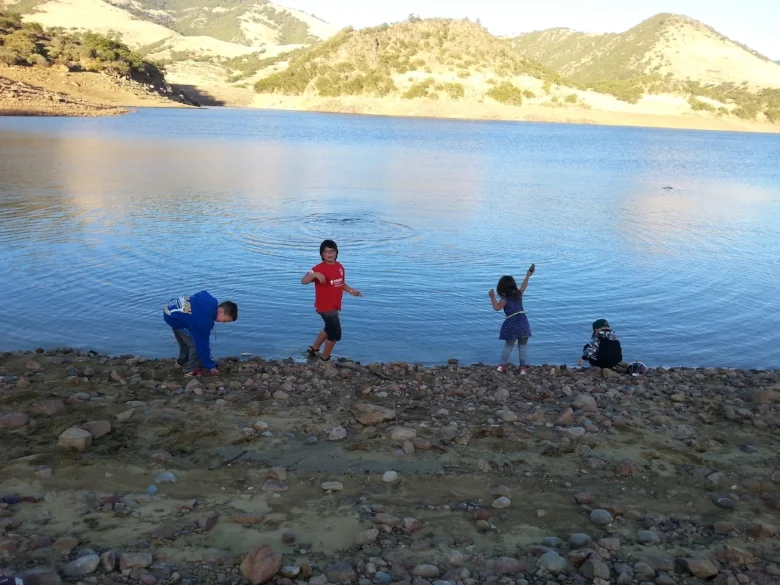 EMIGRANT LAKE - Waterslide - Paddleboarding - What to do in Southern Oregon - Things to do - Camping - Summer Fun - Kid-Friendly