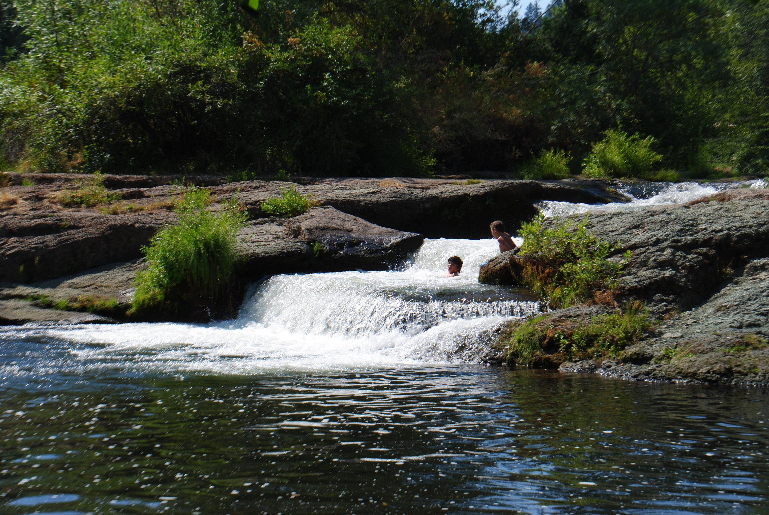 CROWFOOT FALLS - What to do in Southern Oregon - Swiming Hole - Trail, Oregon - Kids