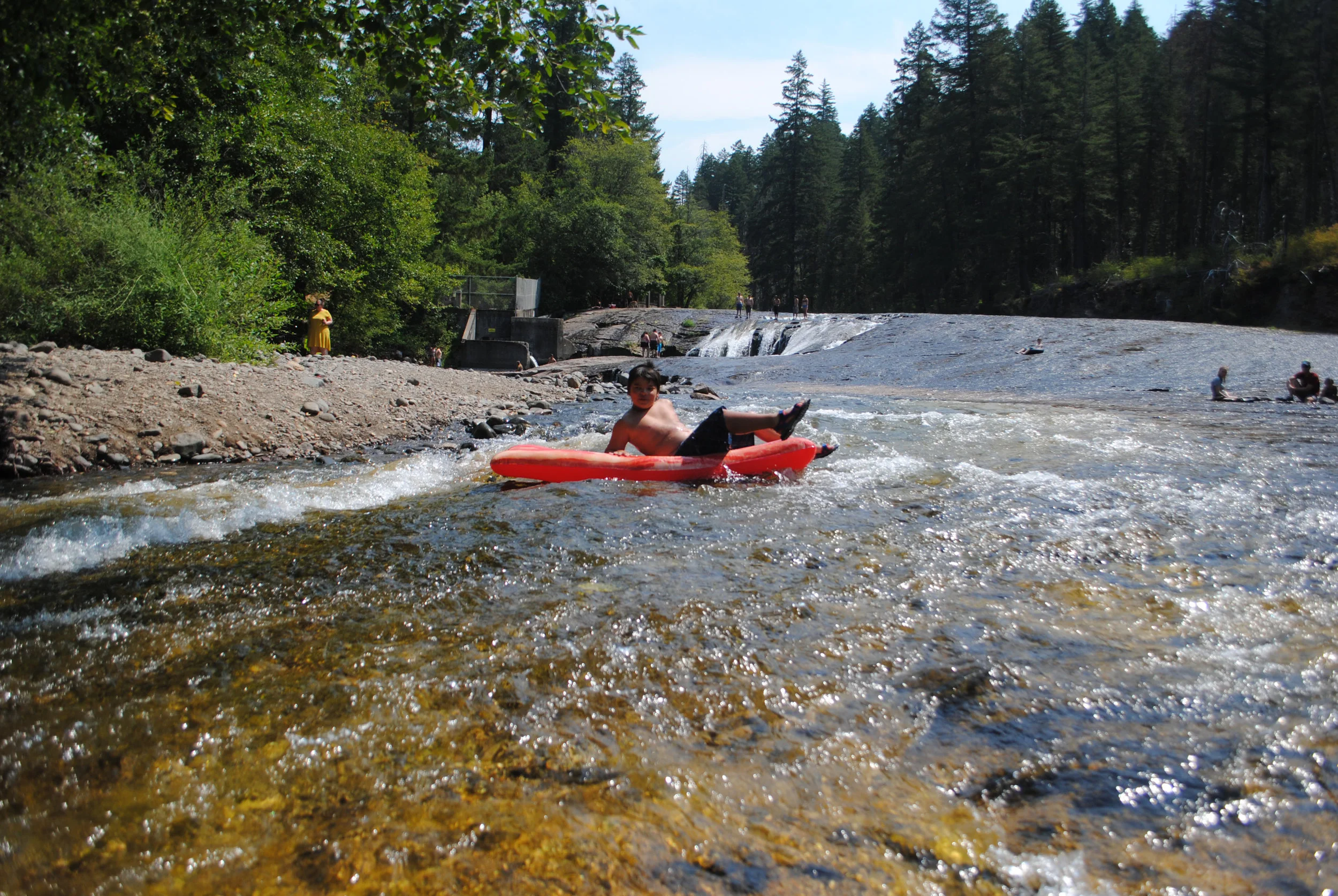 SOUTH UMPQUA FALLS NATURAL WATER SLIDES - What to do in Southern Oregon - Fun with Kids - Outdoor Adventures