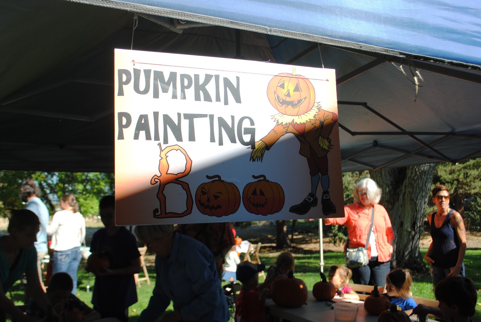 HANLEY FARM SCARECROW FESTIVAL - FALL - Pumpkin Painting - Kids - What to to do in Southern Oregon