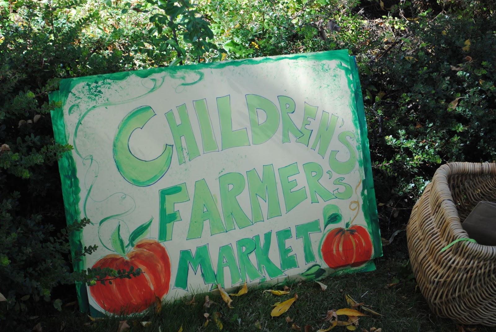 TALENT HARVEST FESTIVAL  & RUN - What to do in Southern Oregon - Kids - Family - Fall