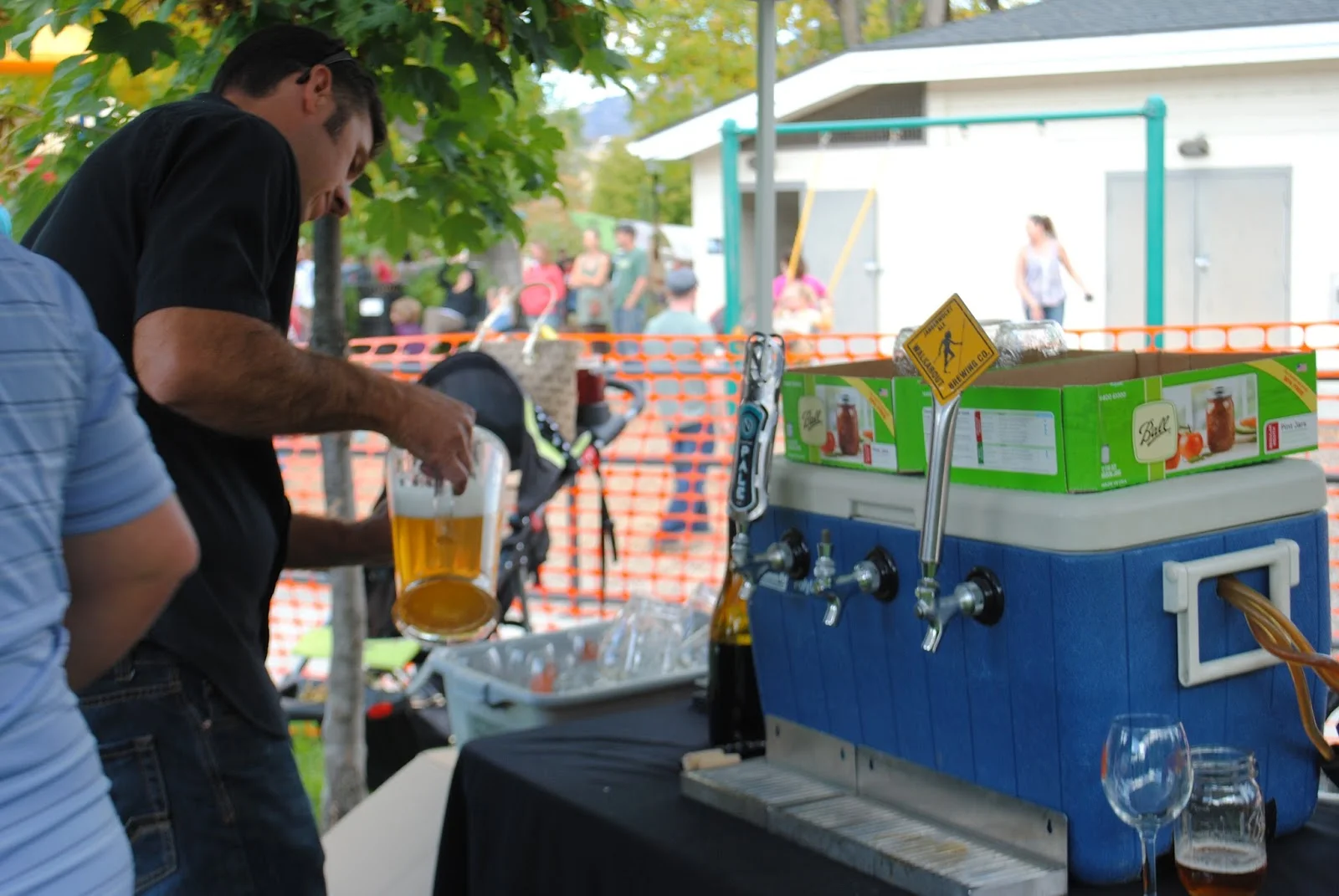 TALENT HARVEST FESTIVAL  & RUN - What to do in Southern Oregon - Kids - Family - Fall