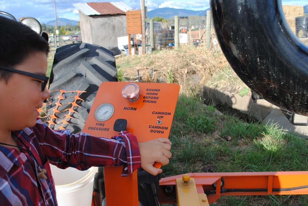 Fort Vannoy Farms Harvest Festival - Grants Pass, Oregon - Josephine County - Rogue Valley - Southern Oregon - Fall - Autumn - Pumpkin Patch - Corn Maze - Hayrides (276).JPG