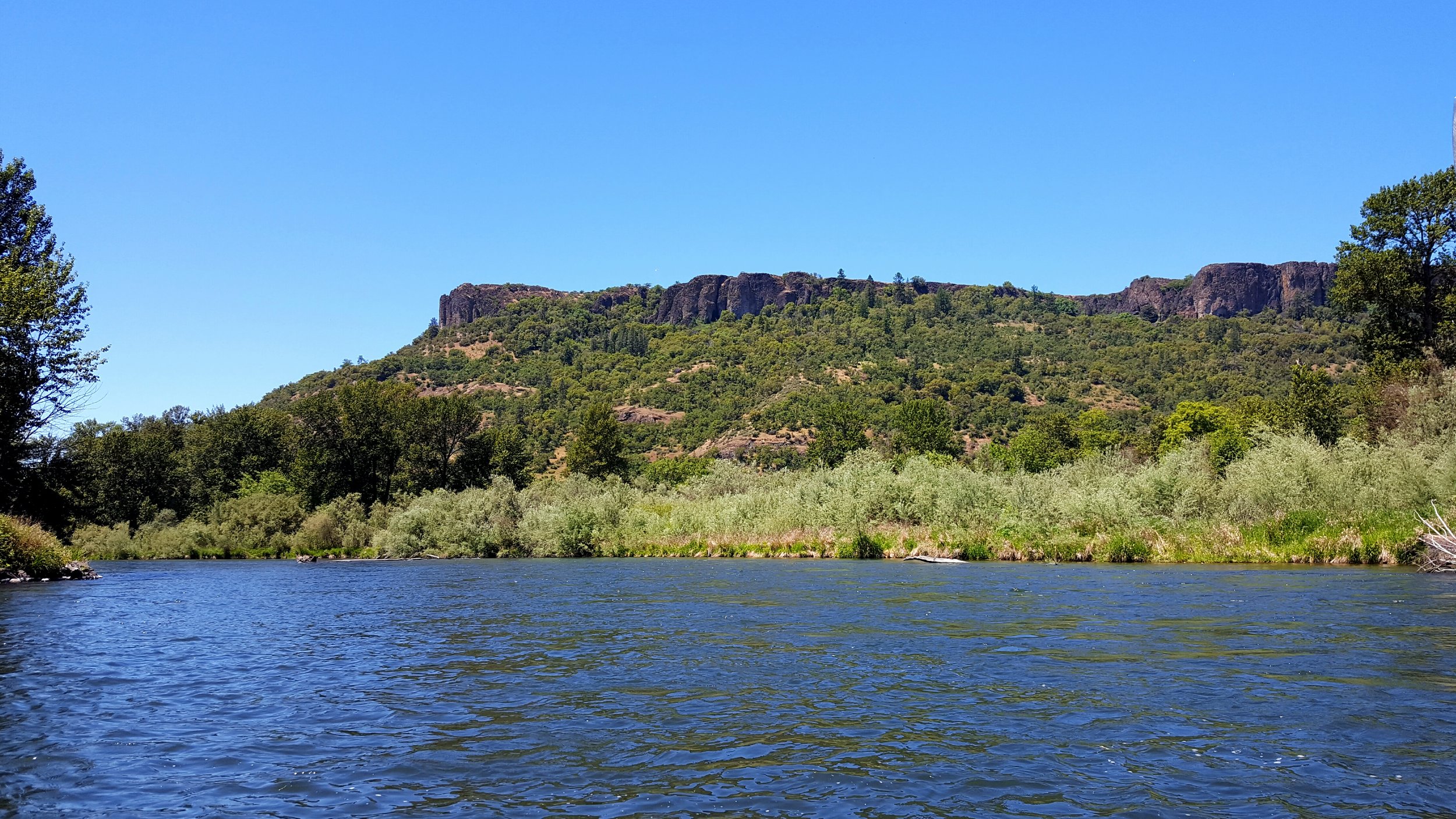 ROGUE JET BOAT ADVENTURES - LOWER TABLE ROCK - WHAT TO DO IN SOUTHERN OREGON