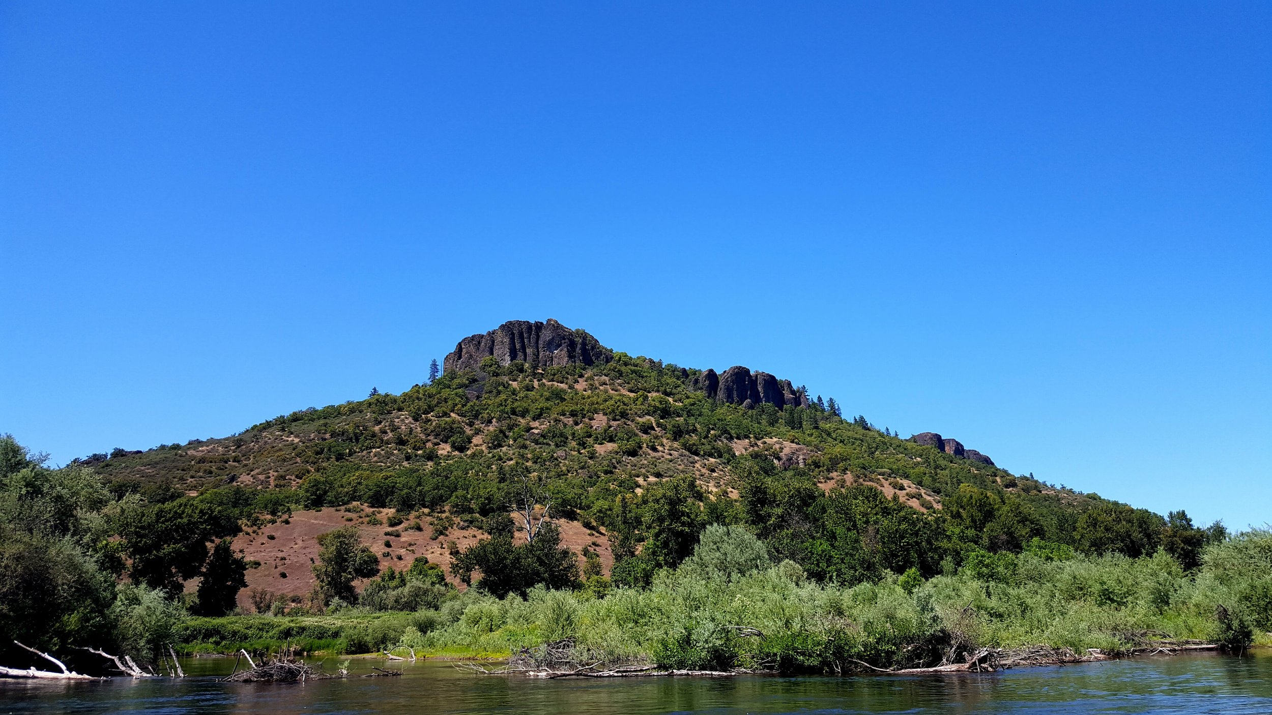 ROGUE JET BOAT ADVENTURES - LOWER TABLE ROCK - WHAT TO DO IN SOUTHERN OREGON