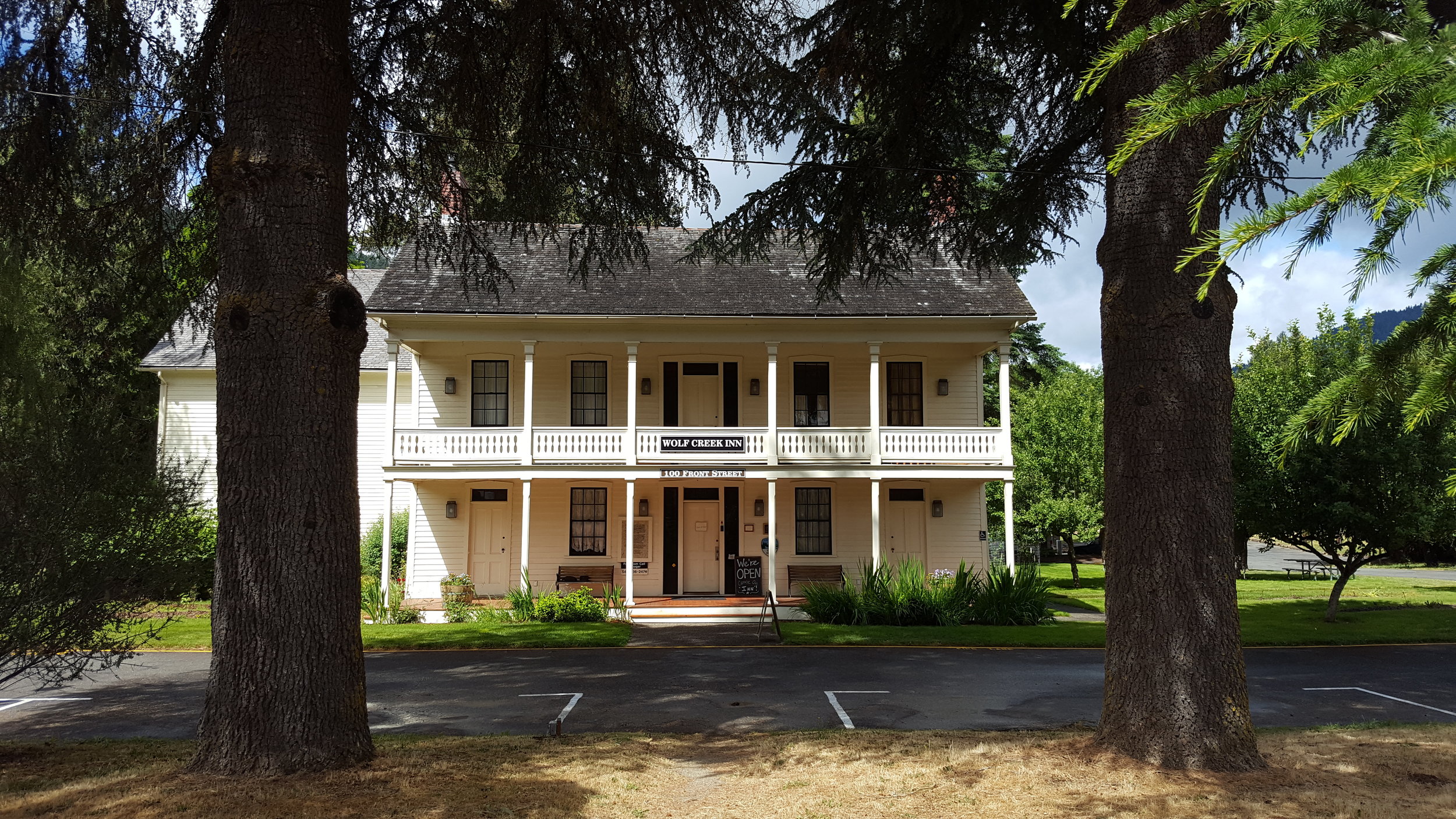 WOLF CREEK INN - ADVENTURES WITH KIDS!