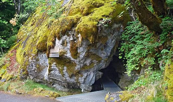 OREGON CAVES COMMUNITY DAY & FOOD DRIVE