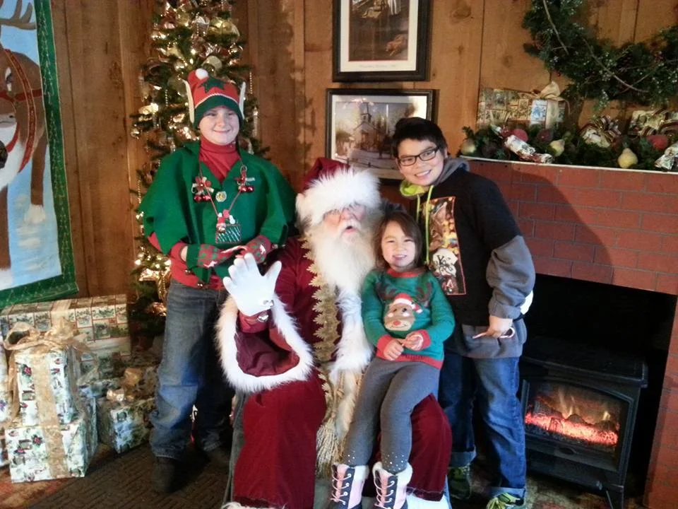Jacksonville Oregon Victorian Christmas - What to do in Southern Oregon