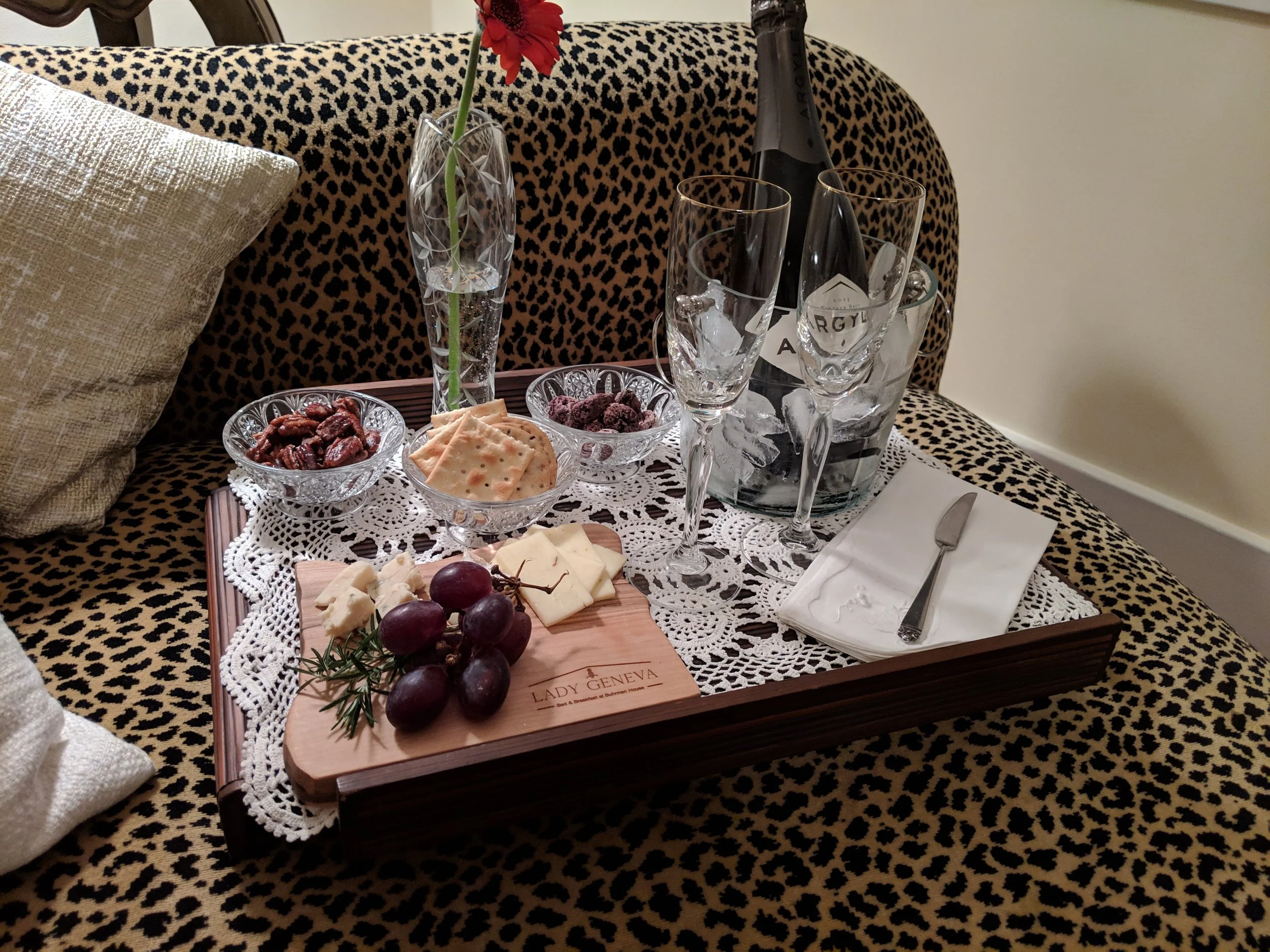 Lady Geneva Bed &amp; Breakfast - Medford Oregon - What to do in Southern Oregon - Where to stay - Travel